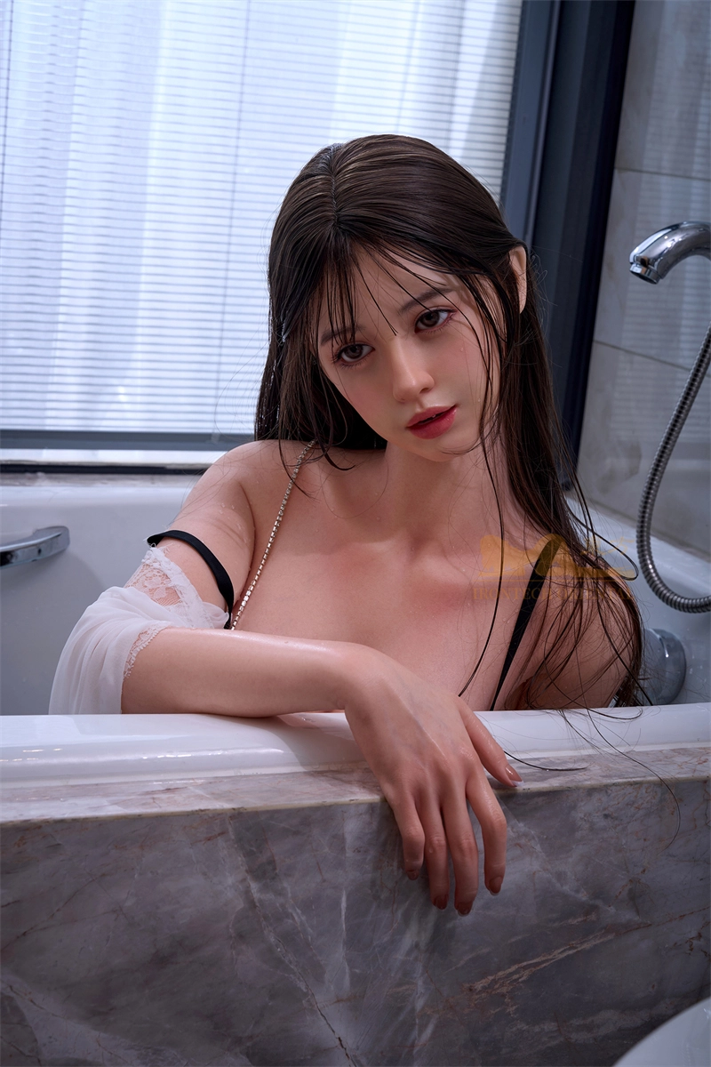 Irontech Oriental Series 158cm (5ft2) Asian Sex Doll Head A4 Misaki (みさき) Silk Glow